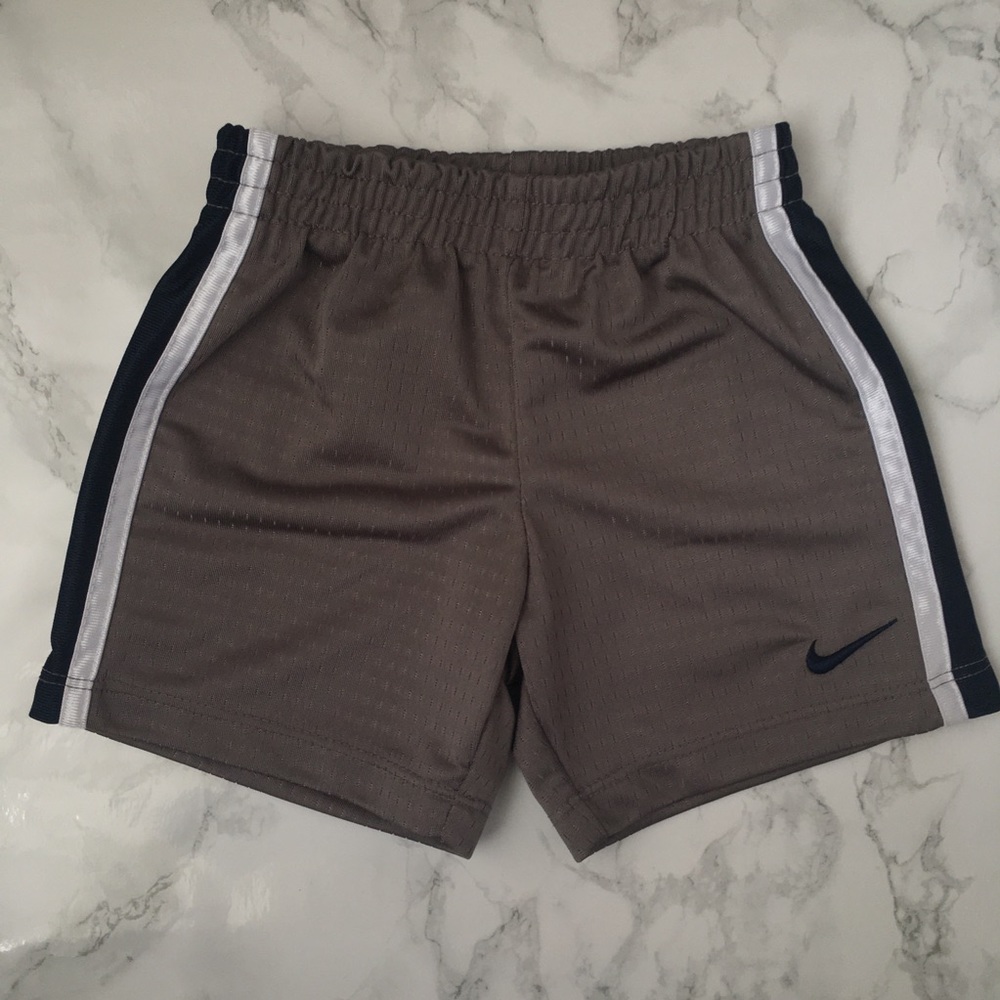 Nike mesh basketball shorts for toddler, kid